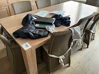 Massief houten eetkamertafel + stoel (8x) - afbeelding 3 van  7