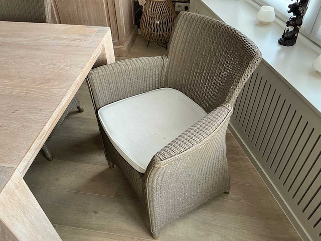 Massief houten eetkamertafel + stoel (8x) - afbeelding 7 van  7