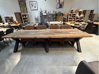 Massief oud houten tafel - afbeelding 1 van  3
