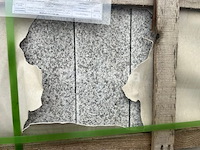 Massieve granieten trede - afbeelding 3 van  6