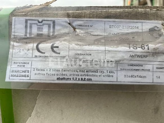 Massieve granieten trede - afbeelding 5 van  6