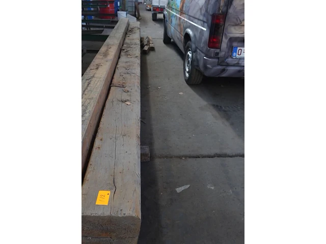 Massieve houten balk - afbeelding 1 van  2