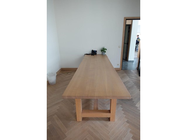 Massieve houten tafel - afbeelding 2 van  3
