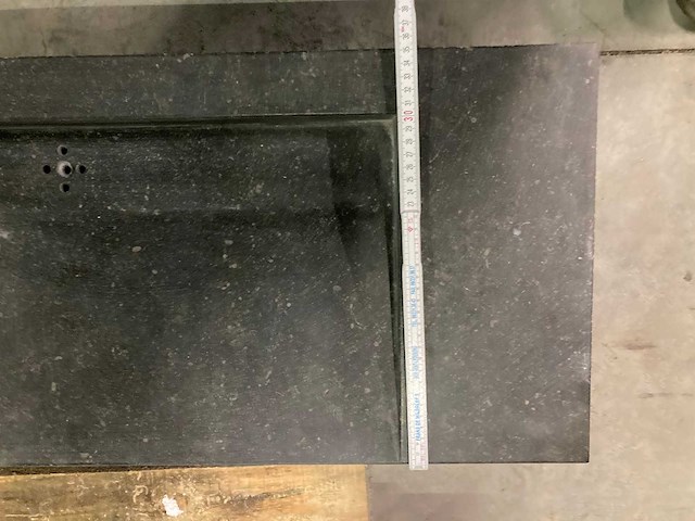 Massieve spoelbak in belgische blauwe steen rechthoekig - afbeelding 5 van  5