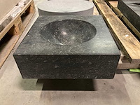 Massieve spoelbak in belgische blauwe steen vierkant - afbeelding 4 van  6