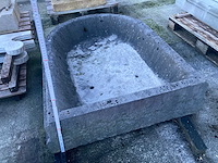 Massieve wasbak - afbeelding 1 van  7