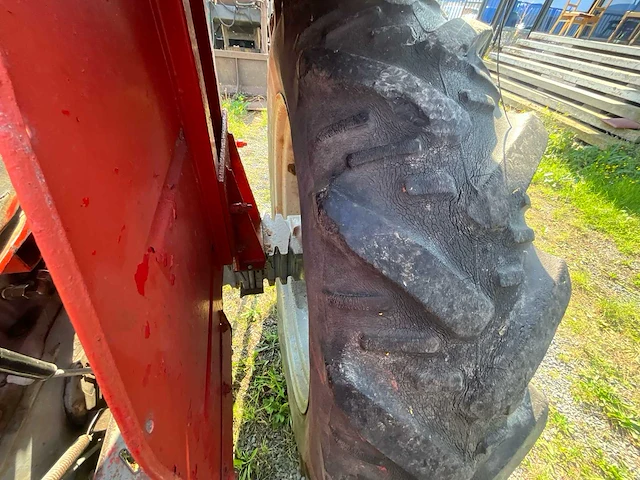 Massy oldtimer tractor - afbeelding 25 van  36