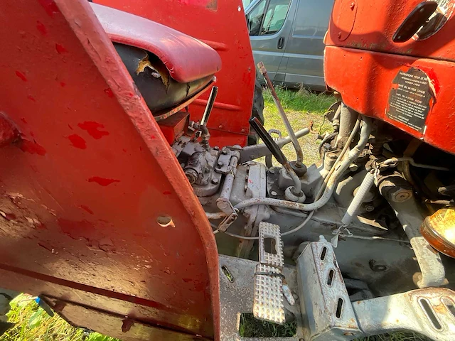 Massy oldtimer tractor - afbeelding 9 van  36