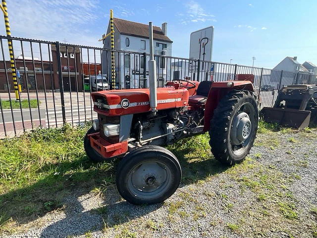 Massy oldtimer tractor - afbeelding 1 van  36