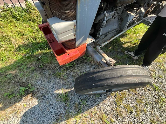 Massy oldtimer tractor - afbeelding 15 van  36