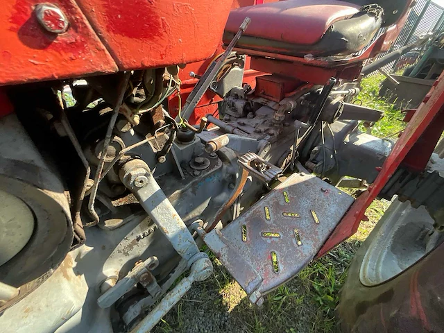 Massy oldtimer tractor - afbeelding 19 van  36