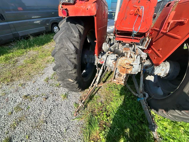 Massy oldtimer tractor - afbeelding 28 van  36