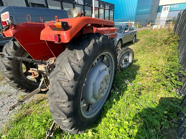 Massy oldtimer tractor - afbeelding 34 van  36