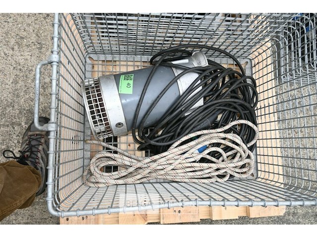 Mast dompelpomp + metalen kooi - afbeelding 2 van  5