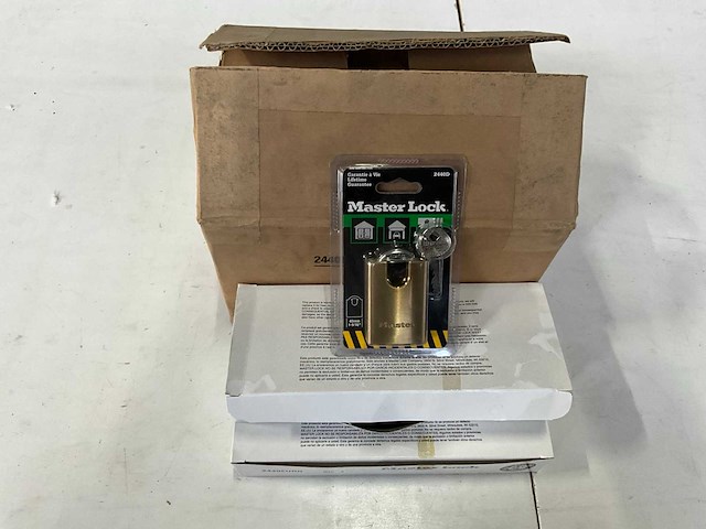 Master lock 2440d hangslot (24x) - afbeelding 1 van  3