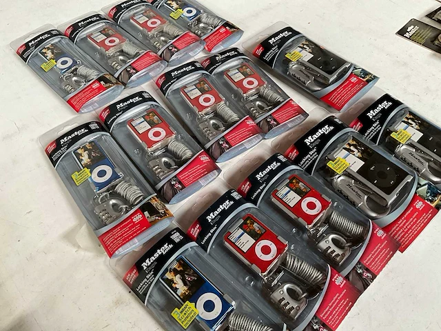 Master lock diverse locking skins ipod nano - afbeelding 7 van  9