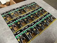 Master lock hangslot geschikt voor hokken, poorten etc. (18x) - afbeelding 4 van  4