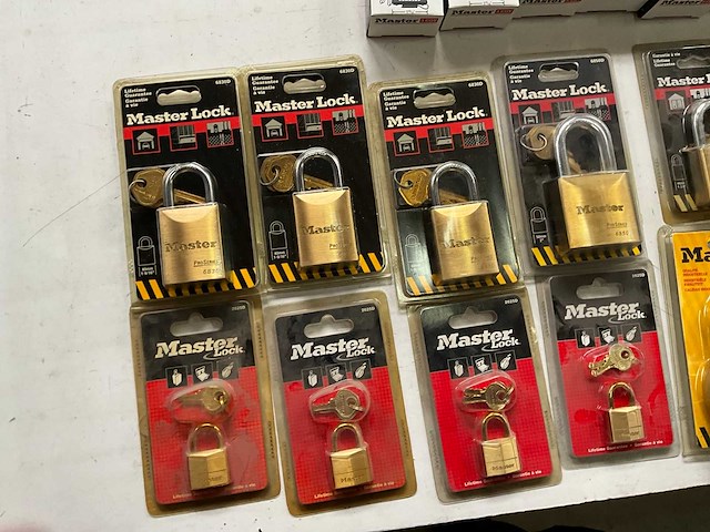 Master lock mix kavel hangsloten - afbeelding 2 van  5