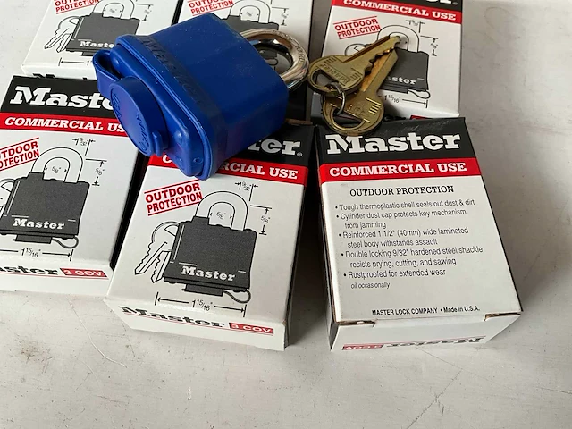Master lock outdoor protection hangslot blauw (6x) - afbeelding 2 van  3
