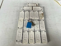 Master lock pro series hangslot blauw (18x)