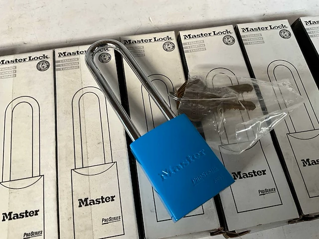 Master lock pro series hangslot blauw (7x) - afbeelding 2 van  3