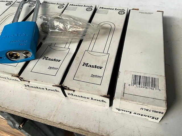 Master lock pro series hangslot blauw (7x) - afbeelding 3 van  3