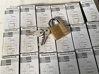 Master lock v line diverse hangsloten (24x) - afbeelding 2 van  5