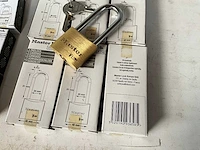 Master lock v line diverse hangsloten (24x) - afbeelding 5 van  5