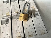 Master lock v line hangslot (8x) - afbeelding 2 van  3