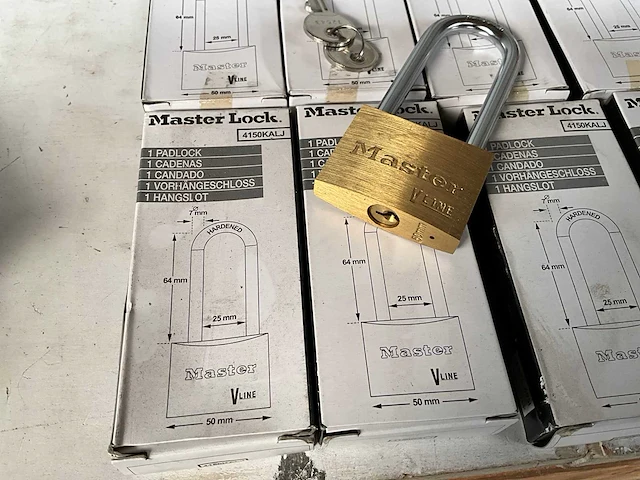 Master lock v line hangslot (8x) - afbeelding 2 van  3
