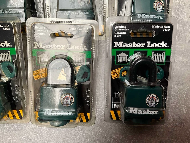 Master lock weersbestendig hangslot (11x) - afbeelding 2 van  4