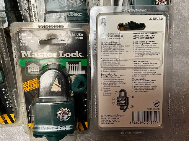 Master lock weersbestendig hangslot (11x) - afbeelding 3 van  4