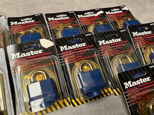 Master lock weersbestendig hangslot (13x) - afbeelding 3 van  5