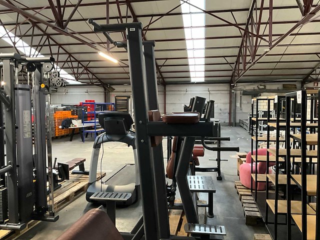 Master olympic military bench krachtstation - afbeelding 1 van  5