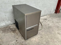 Masterfrost - c 250 - ijsblokjesmachine - afbeelding 1 van  2