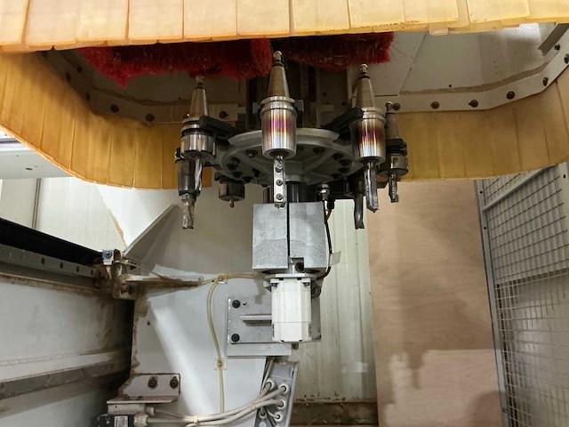 Masterwood project 416k 3-assige cnc-bovenfreesmachine - afbeelding 6 van  19