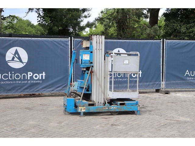 Masthoogwerker genie iwpe 20s elektrisch 8.1m 2000 - afbeelding 1 van  1