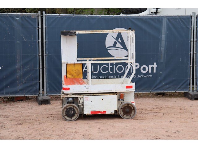 Masthoogwerker jlg 1230es elektrisch 5.66m 2014 - afbeelding 1 van  1