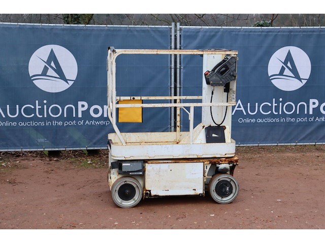 Masthoogwerker jlg 1230es elektrisch 5.66m - afbeelding 1 van  1