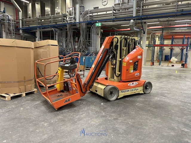 Masthoogwerker jlg - afbeelding 1 van  23