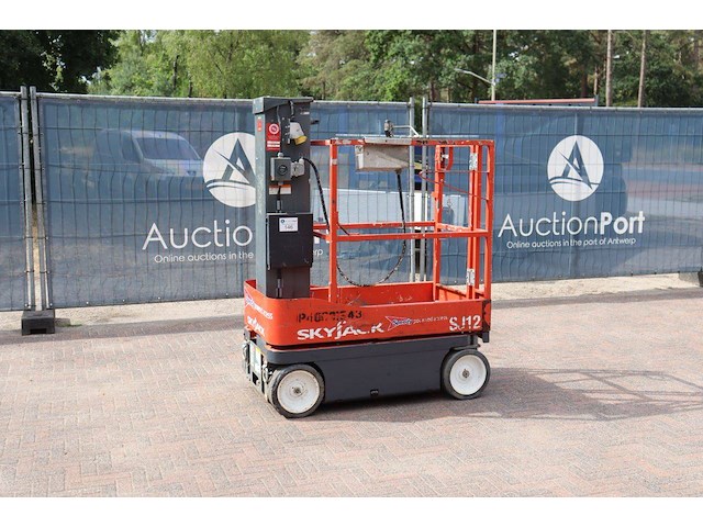 Masthoogwerker skyjack sj 12 elektrisch 227kg 5.66m 2018 - afbeelding 1 van  1