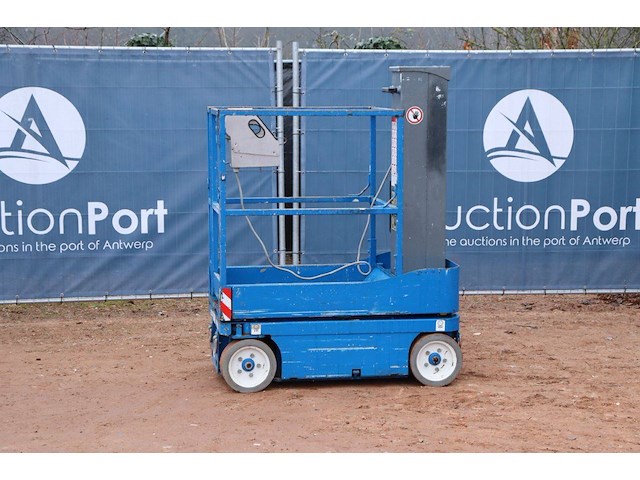 Masthoogwerker skyjack sj12 elektrisch 5.6m 2015 - afbeelding 1 van  1