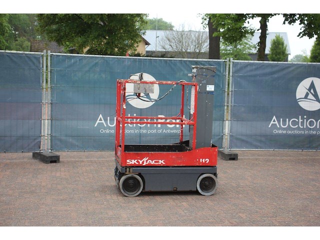 Masthoogwerker skyjack sj12 elektrisch - afbeelding 1 van  1