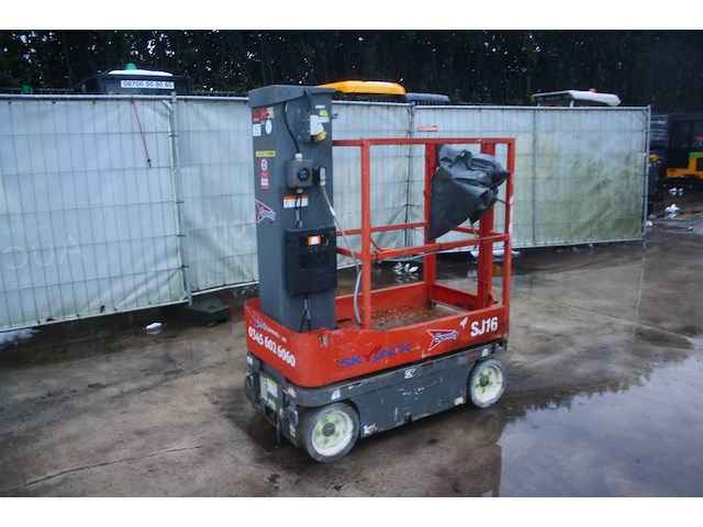 Masthoogwerker skyjack sj16 elektrisch 2014 - afbeelding 1 van  1