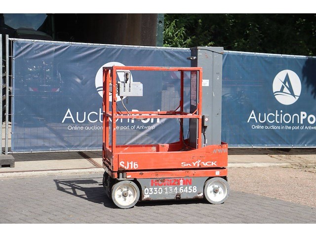 Masthoogwerker skyjack sj16 elektrisch 227kg 6.75m - afbeelding 1 van  1
