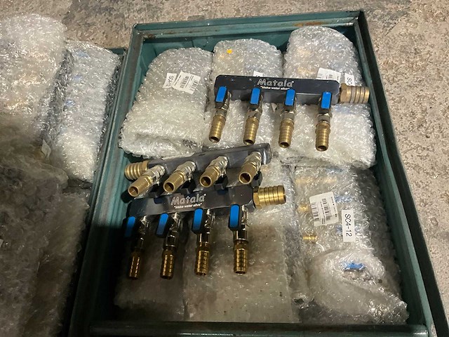 Matala diverse luchtcollectors - afbeelding 3 van  14