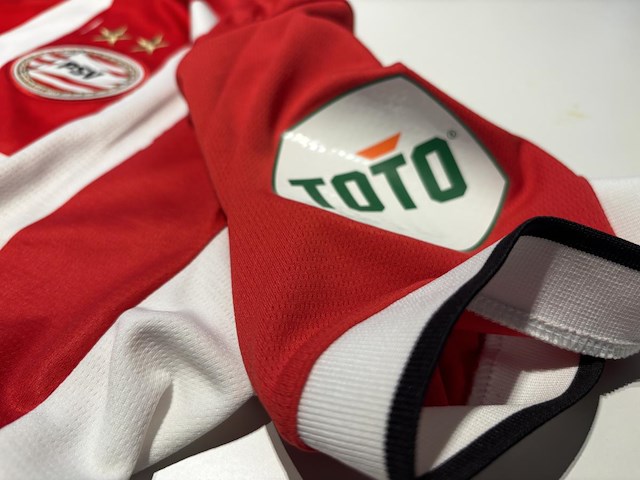 Matchworn shirt gesigneerd met certificaat " bakayoko " psv 2024-2025 - afbeelding 4 van  5