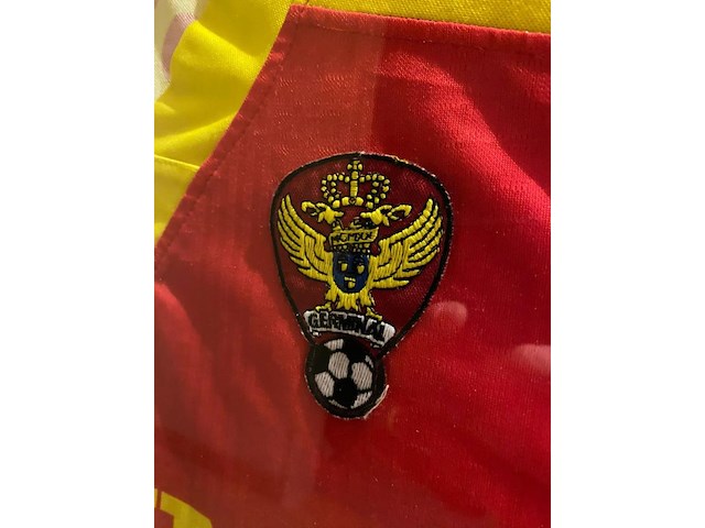 Matchworn shirt " marc schaessens" germinal ekeren 1996-1997 bekerfinale - afbeelding 2 van  5