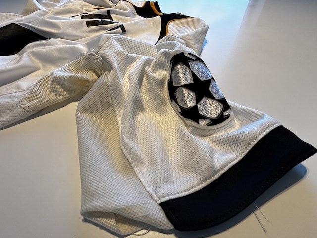 Matchworn shirt " piatti" valencia 2011-2012 - afbeelding 3 van  4