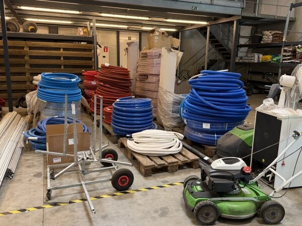 Materiaal sanitair / electriciteit 1-76 (66/2026)